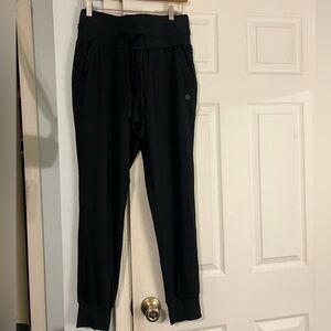 Alexo Athletica / Springfield Armory Women’s Concealed Carry Joggers